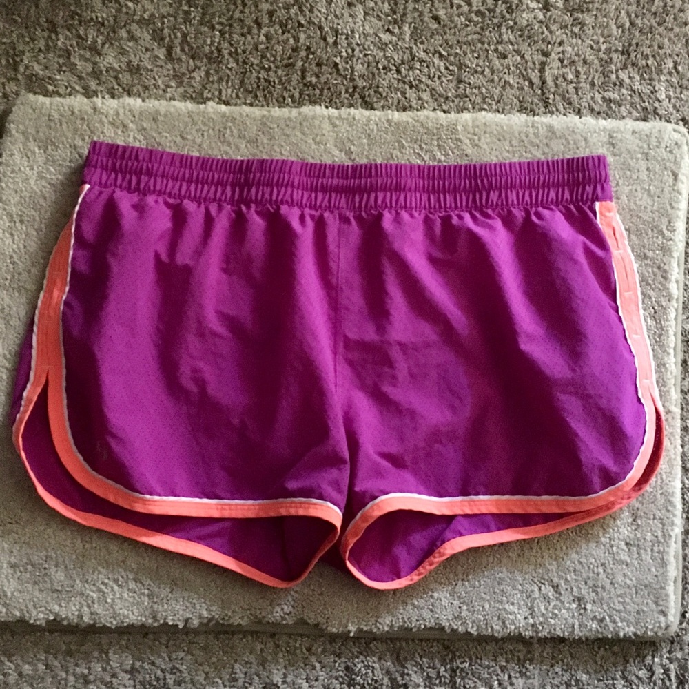 ❌SOLD❌ Under Armor Shorts